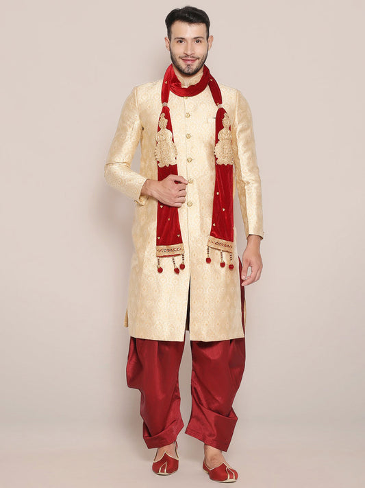 Men's Maroon Embroidered Velvet Stole freeshipping - Dupatta Bazaar