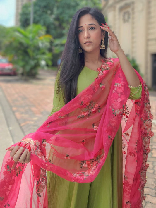 Pink Organza Dupatta with Multicolor Floral Embroidery
