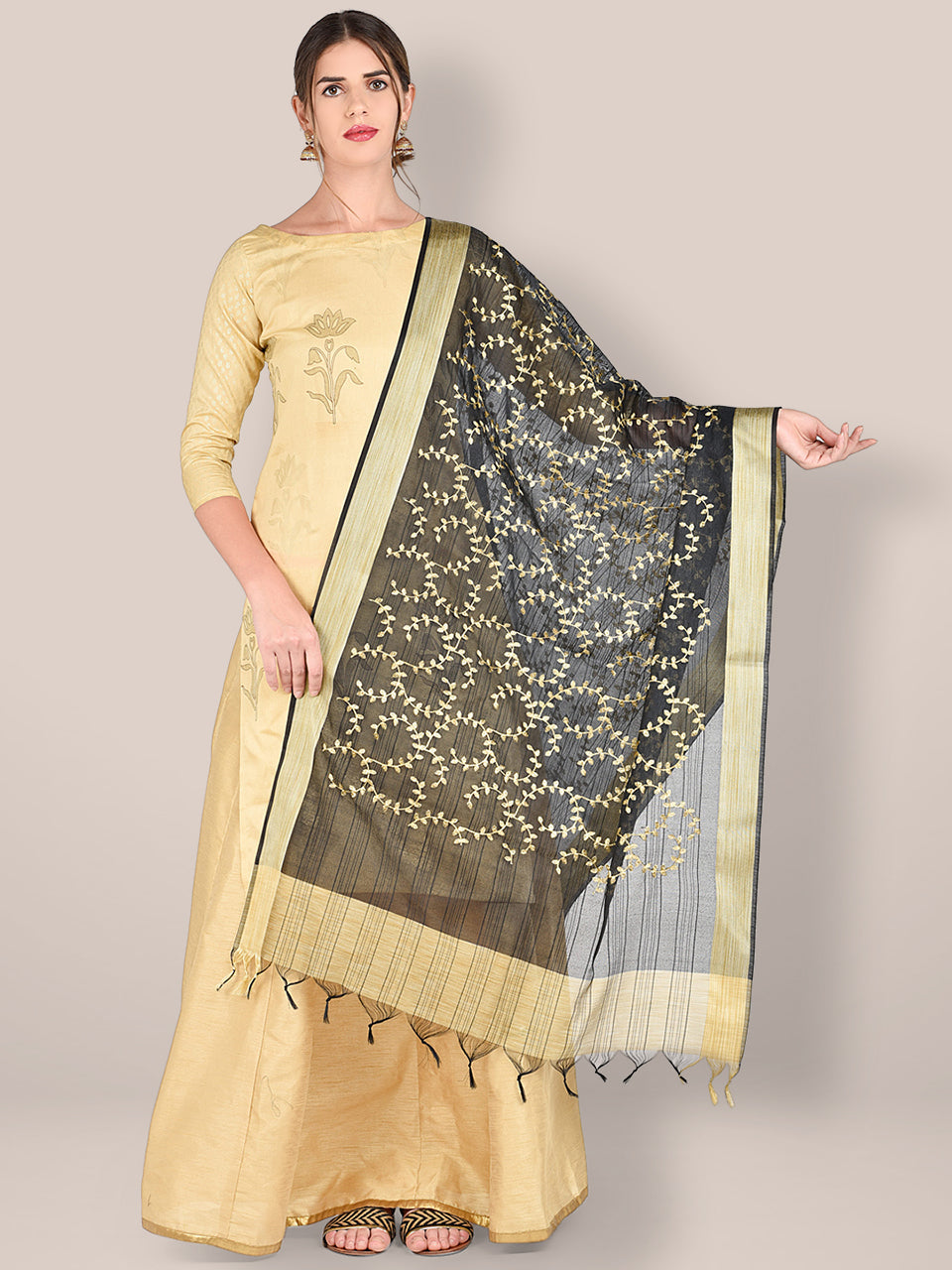 Embroidered Black Blended Silk Dupatta. freeshipping - Dupatta Bazaar