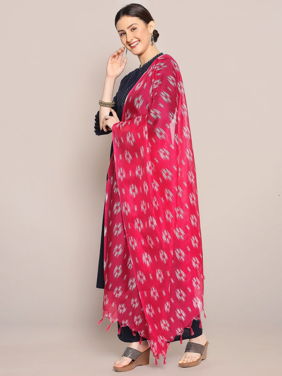 Digital Printed Rani Pink Kota Doria Dupatta freeshipping - Dupatta Bazaar