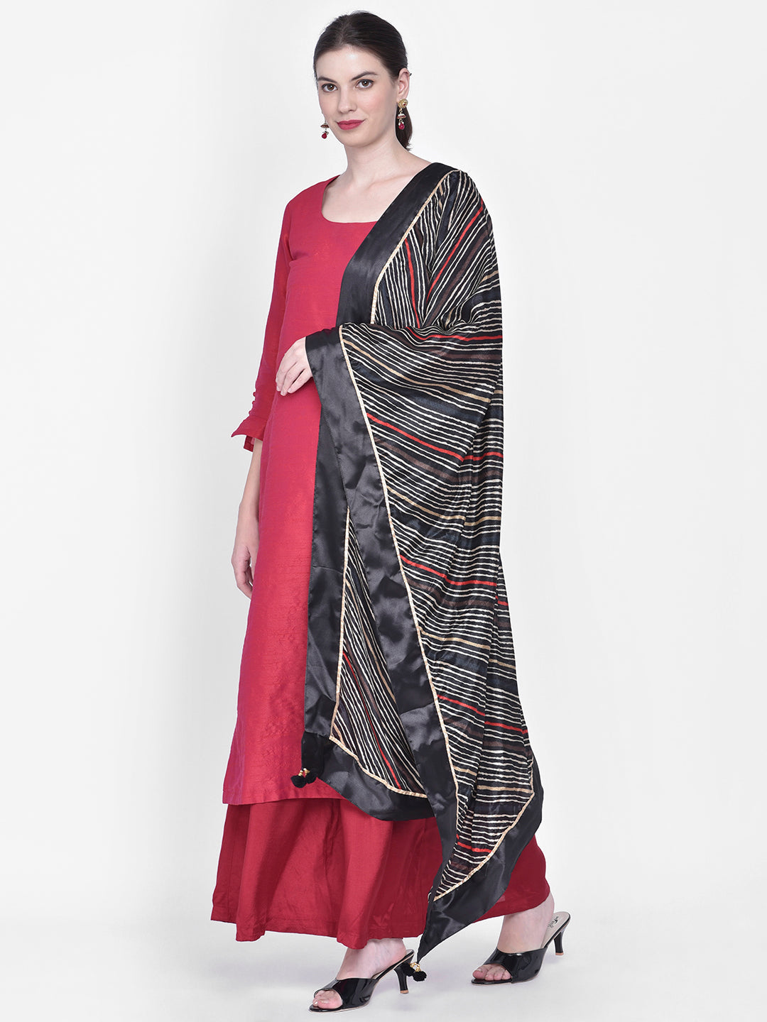 Dupatta Bazaar Woman's Lehariya Black Crepe Dupatta. - Dupatta Bazaar