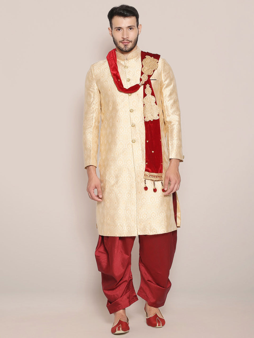 Men's Maroon Embroidered Velvet Stole freeshipping - Dupatta Bazaar