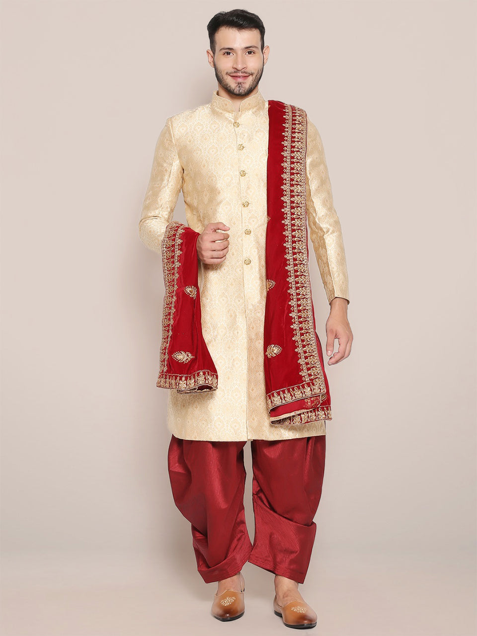 Men's Maroon Velvet Dupatta with Embroidered Gold Motifs. freeshipping - Dupatta Bazaar