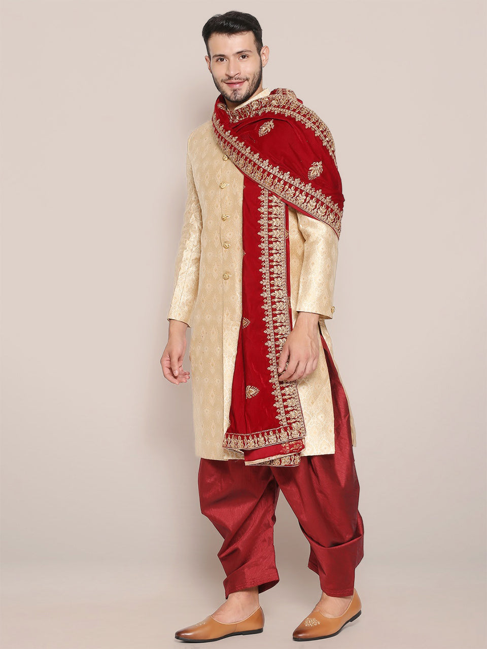 Men's Maroon Velvet Dupatta with Embroidered Gold Motifs. freeshipping - Dupatta Bazaar