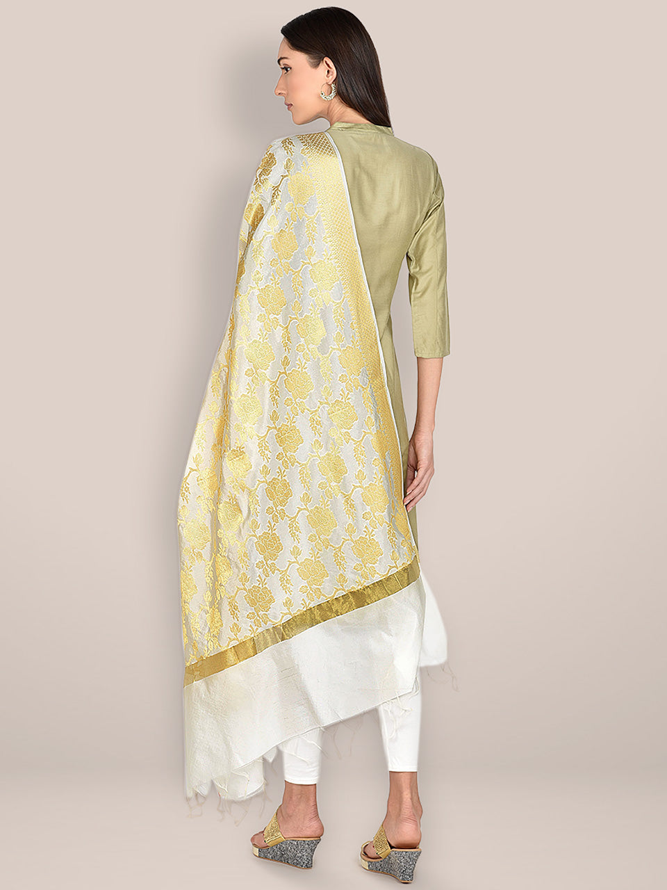 Banarasi White Silk Dupatta with Floral Jaal freeshipping - Dupatta Bazaar