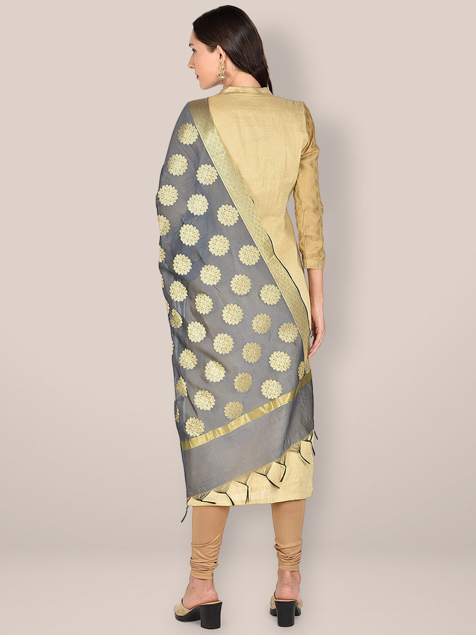 Grey Banarasi Silk Dupatta. freeshipping - Dupatta Bazaar