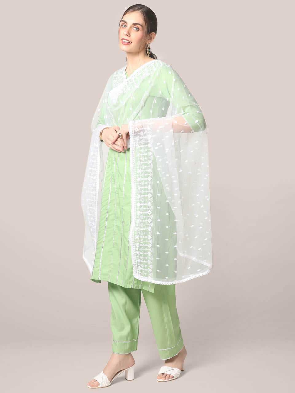 White Net Dupatta with Embroidery freeshipping - Dupatta Bazaar