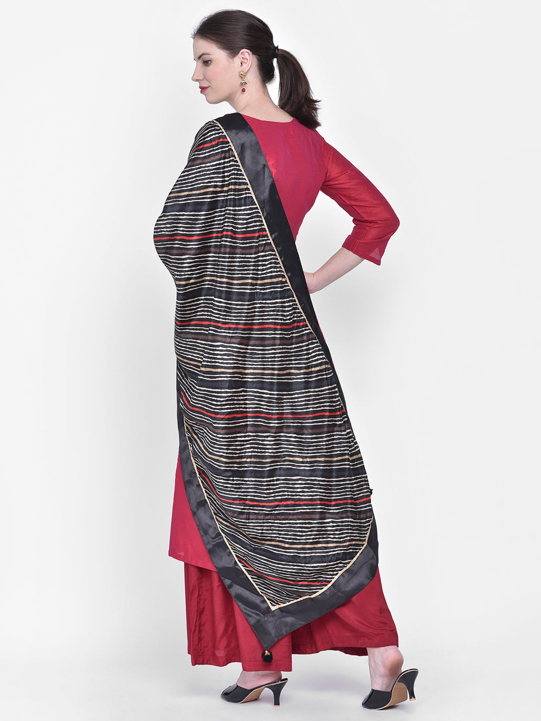 Dupatta Bazaar Woman's Lehariya Black Crepe Dupatta. - Dupatta Bazaar