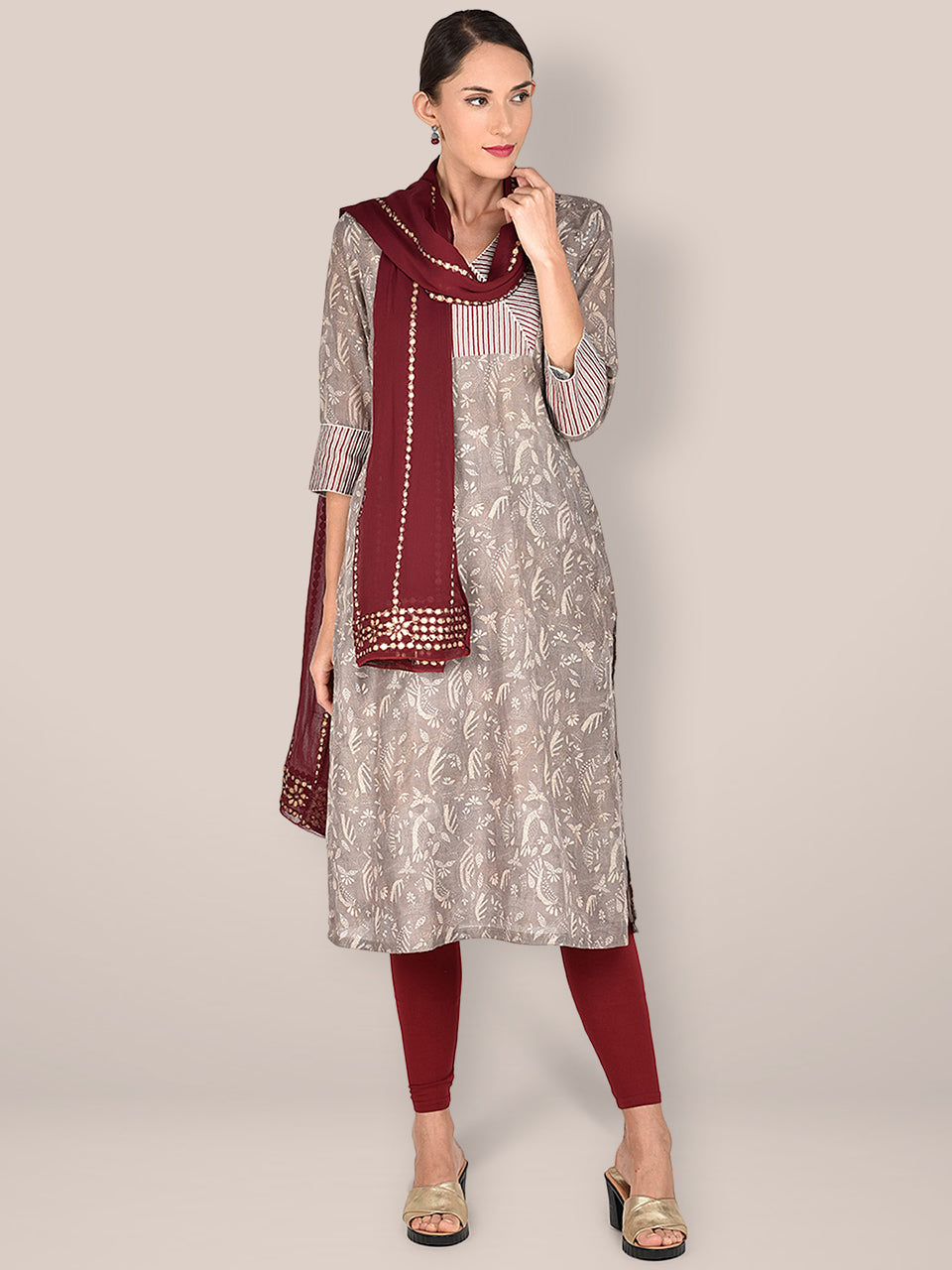 Maroon Chiffon Dupatta with Gotta Patti Work. freeshipping - Dupatta Bazaar