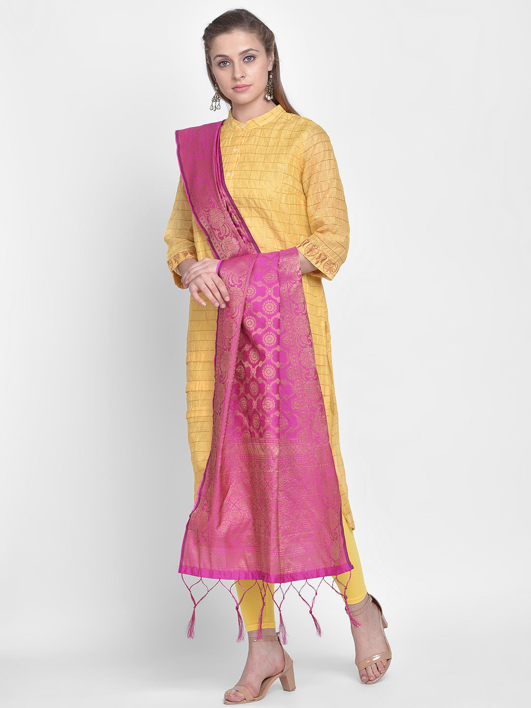 Dupatta Bazaar Woman's Pink Banarasi Silk Dupatta with floral design. - Dupatta Bazaar