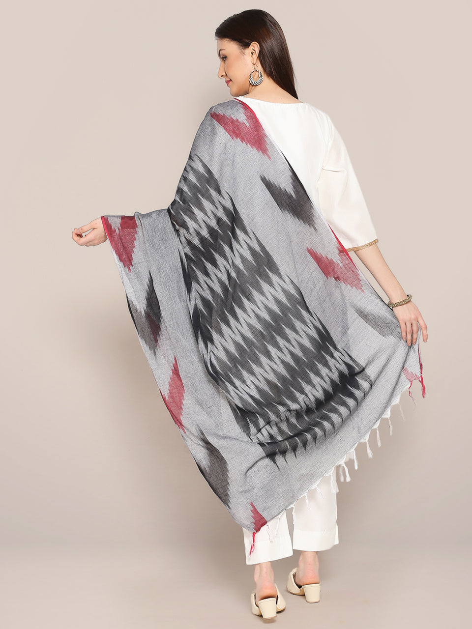 Black & Grey Ikat Cotton Dupatta freeshipping - Dupatta Bazaar