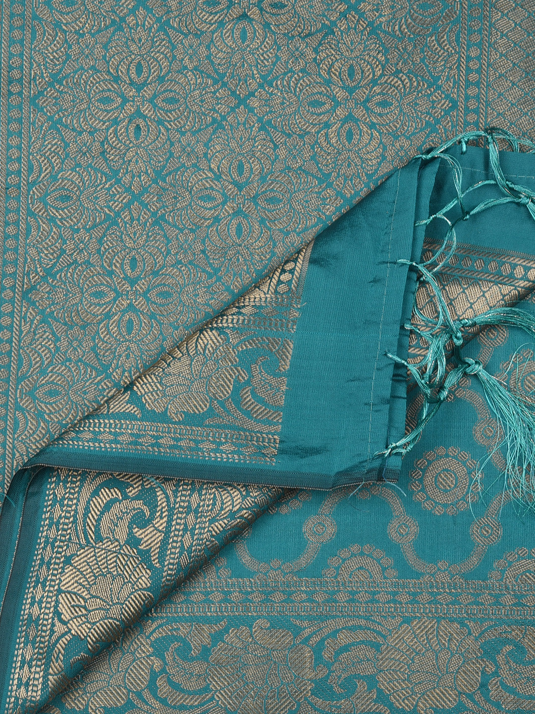 Dupatta Bazaar Woman's Rama Green Banarasi Silk Dupatta with floral design. - Dupatta Bazaar
