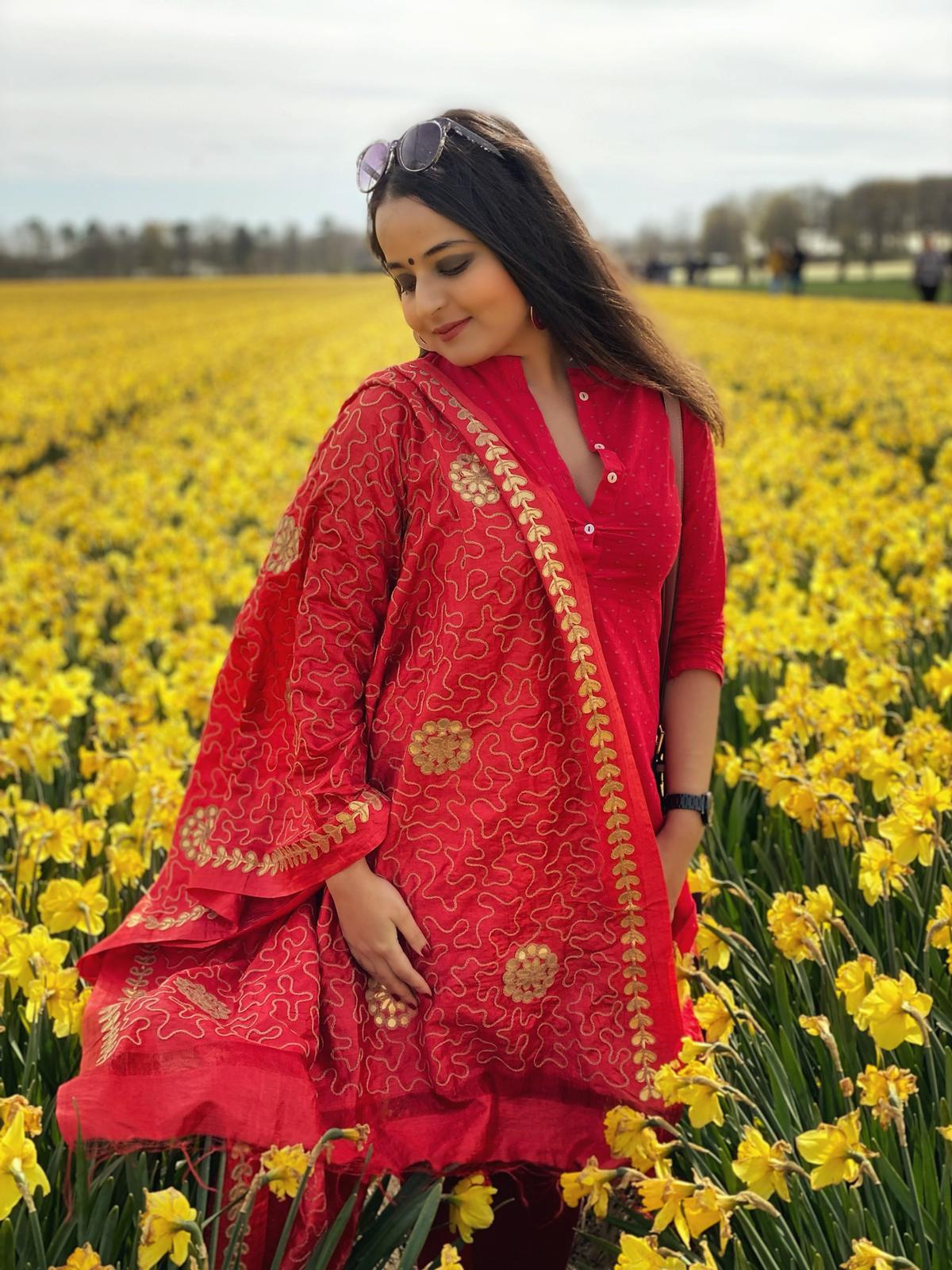 Embroidered Red Blended Silk Dupatta freeshipping - Dupatta Bazaar