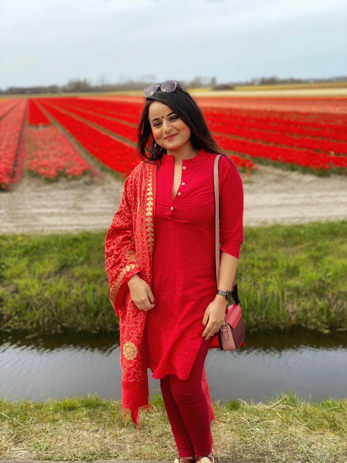 Embroidered Red Blended Silk Dupatta freeshipping - Dupatta Bazaar