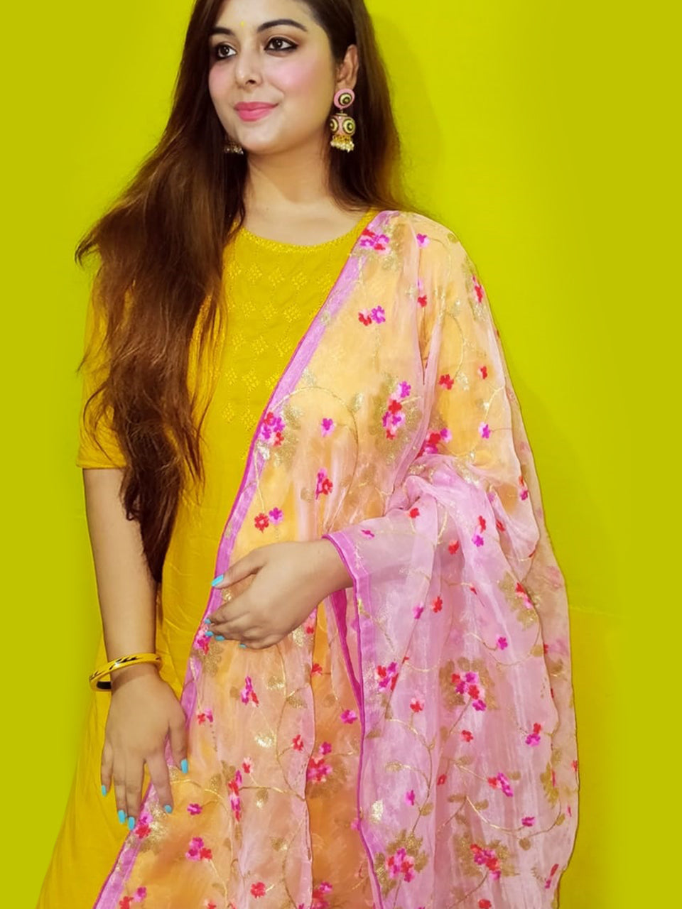 Pink Organza Dupatta with floral Embroidery freeshipping - Dupatta Bazaar
