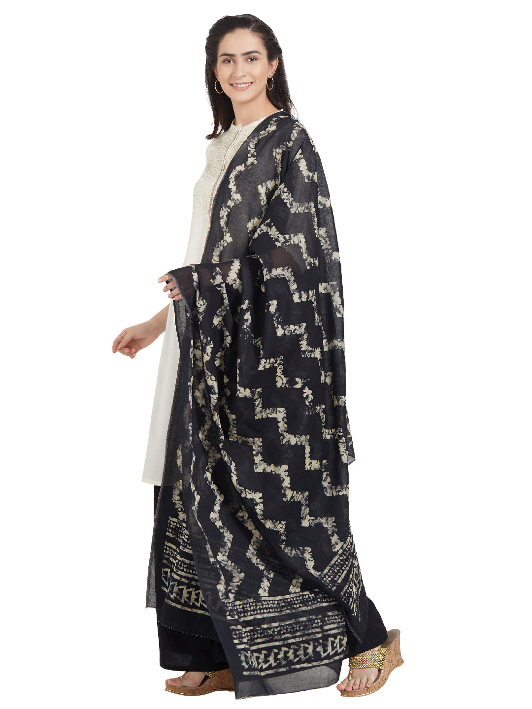 Dupatta Bazaar Woman's Cotton Black & Off White Block Printed Dupatta - Dupatta Bazaar