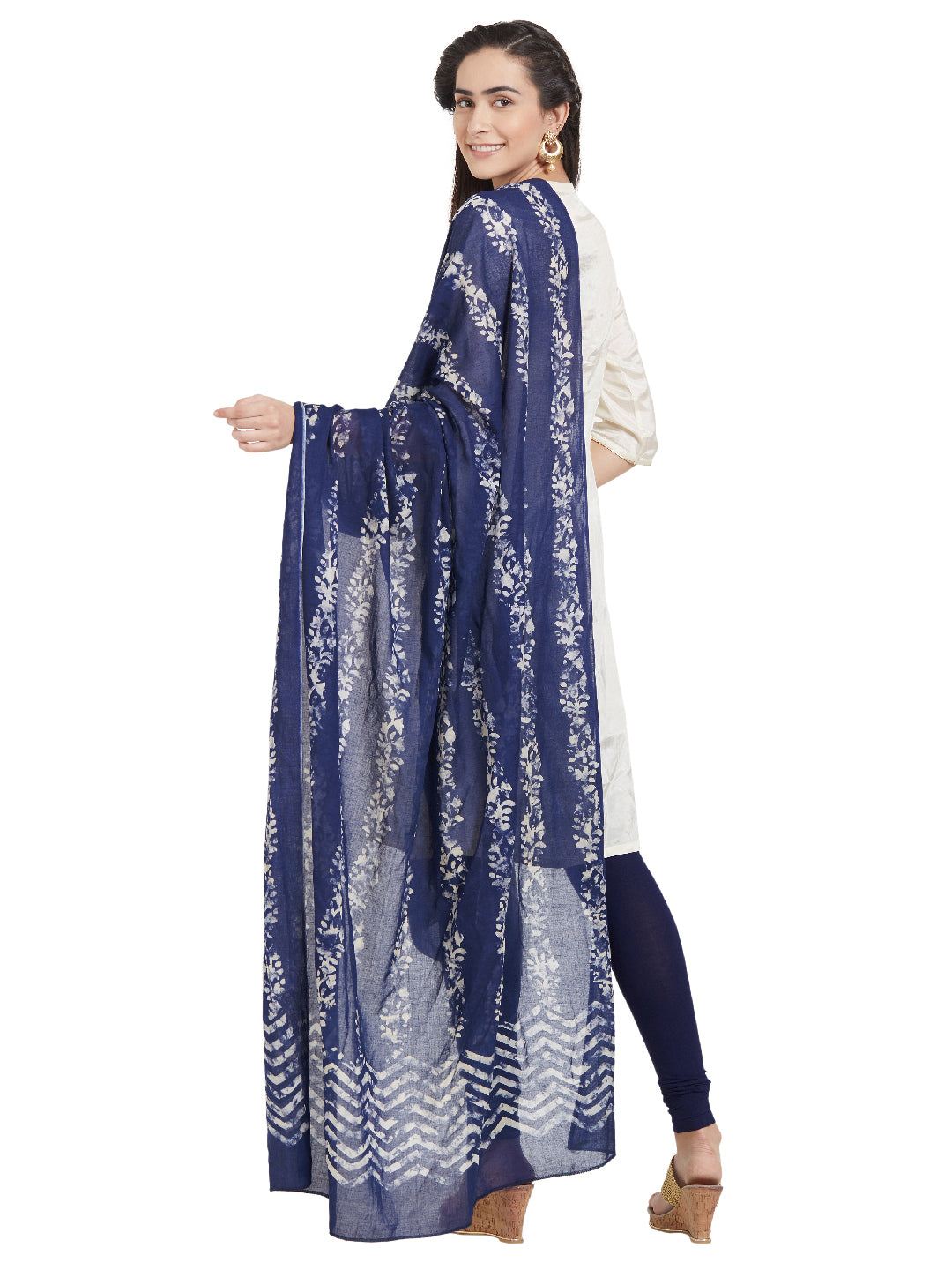 Dupatta Bazaar Woman's Cotton Indigo & Off White Block Printed Dupatta - Dupatta Bazaar