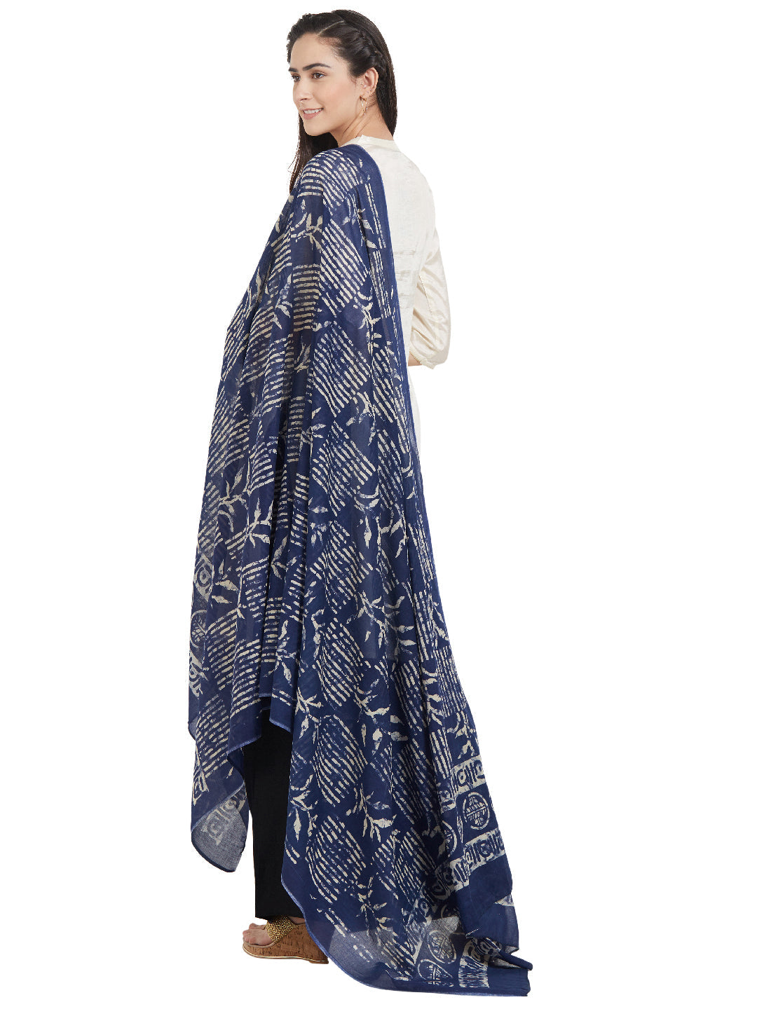 Dupatta Bazaar Woman's Cotton Indigo & Off White Block Printed Dupatta - Dupatta Bazaar