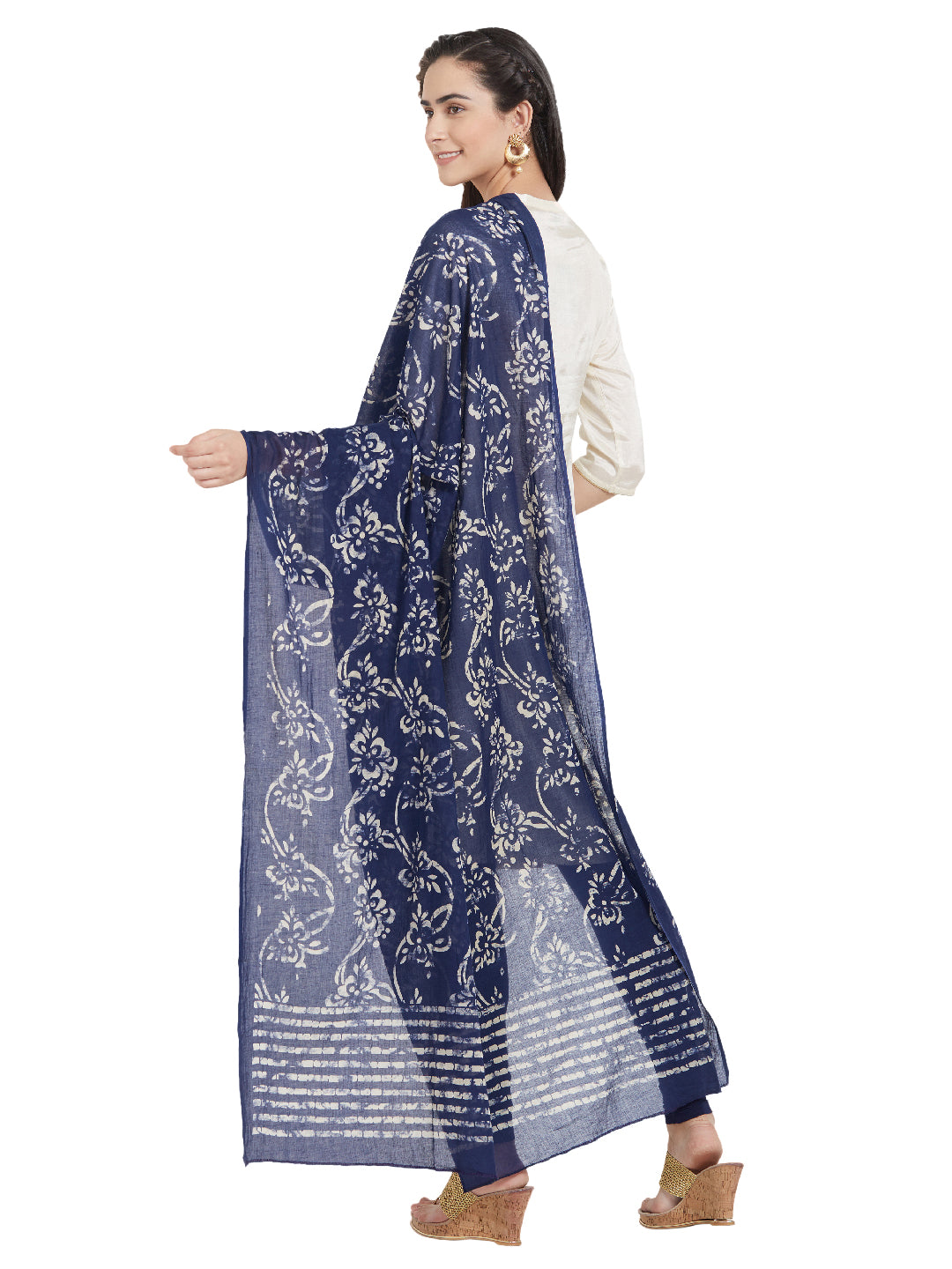 Dupatta Bazaar Woman's Cotton Indigo & Off White Block Printed Dupatta - Dupatta Bazaar