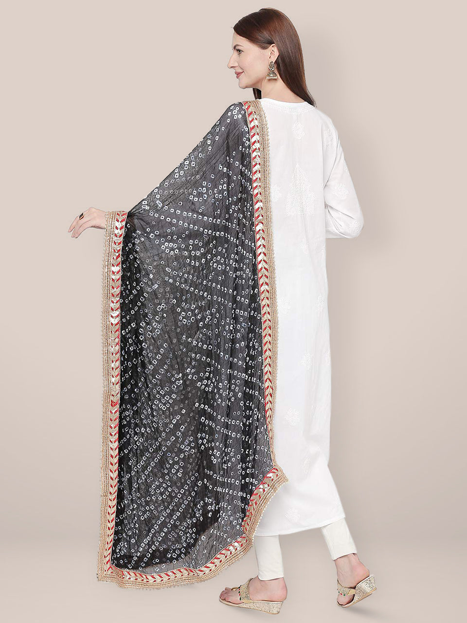 Black Bandhini Silk dupatta with Gotta Patti Border. freeshipping - Dupatta Bazaar