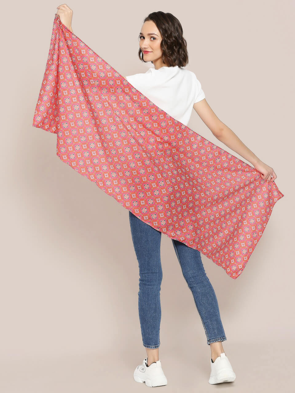 Pink & Multicolor Printed Satin Scar