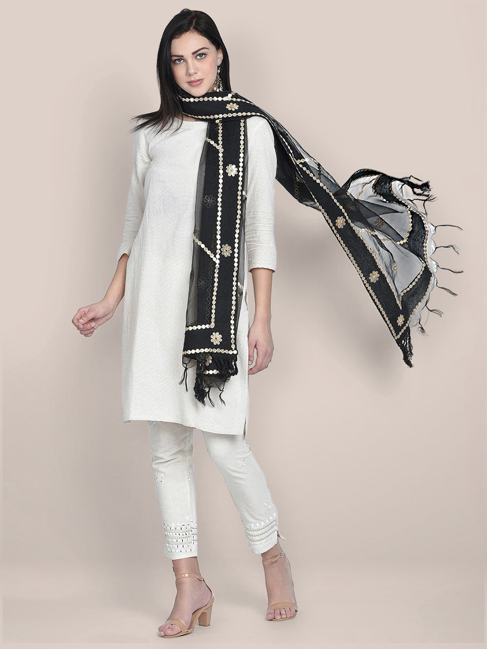 Black Organza Dupatta with Gotta Patti Work. freeshipping - Dupatta Bazaar